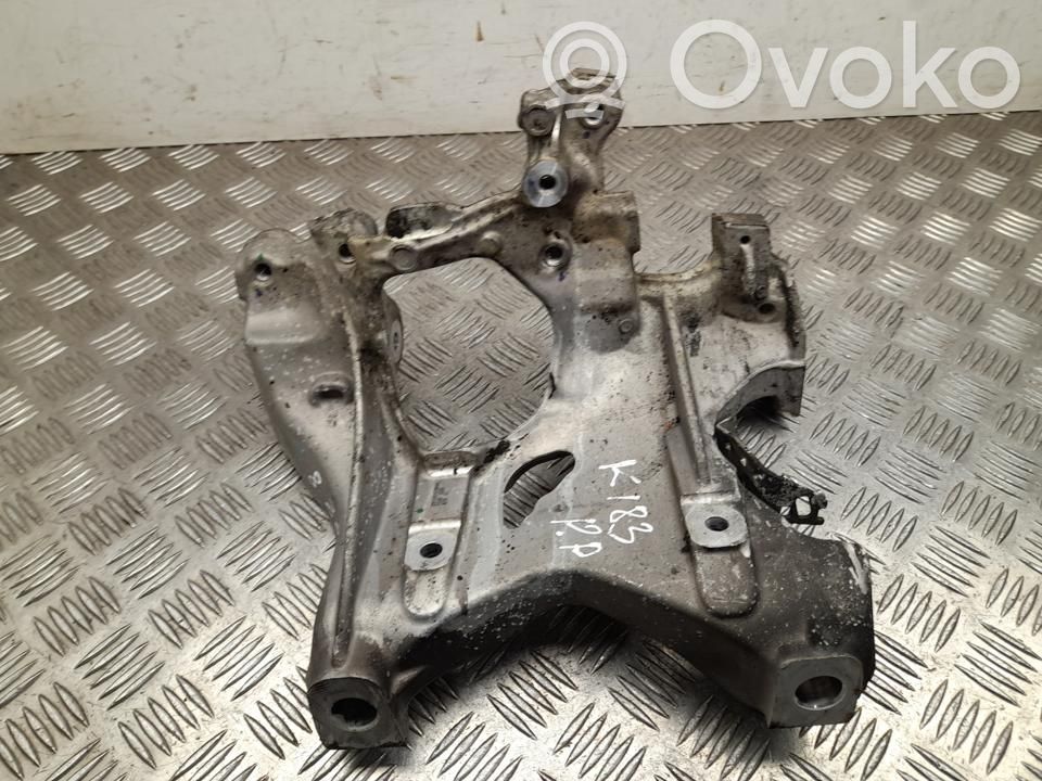 Audi Q5 SQ5 GU Łapa / Mocowanie silnika 