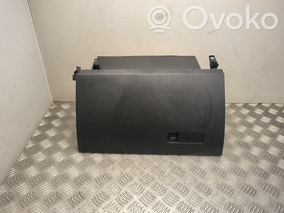 Mercedes-Benz A W177 Schowek deski rozdzielczej / Komplet 