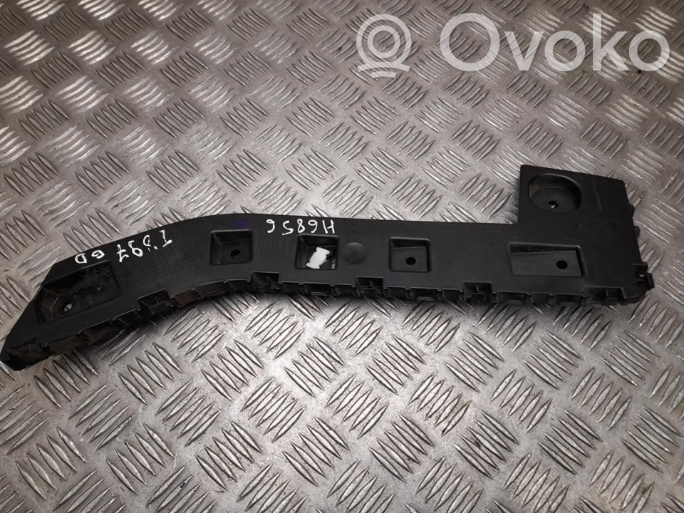 Ford Explorer VI Rear bumper mounting bracket 