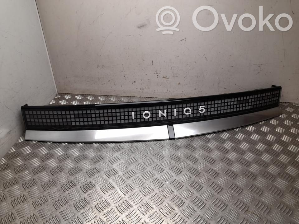 Hyundai Ioniq 5 Lampă spate în capacul portbagajului 