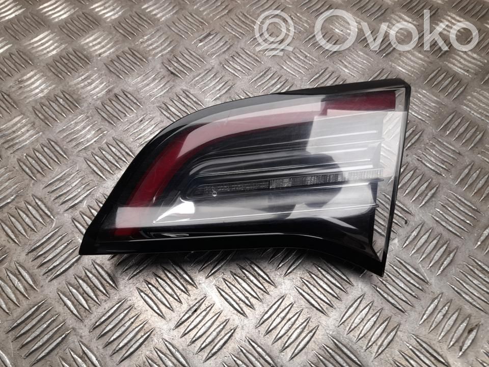 Tesla Model 3 Rear/tail lights 