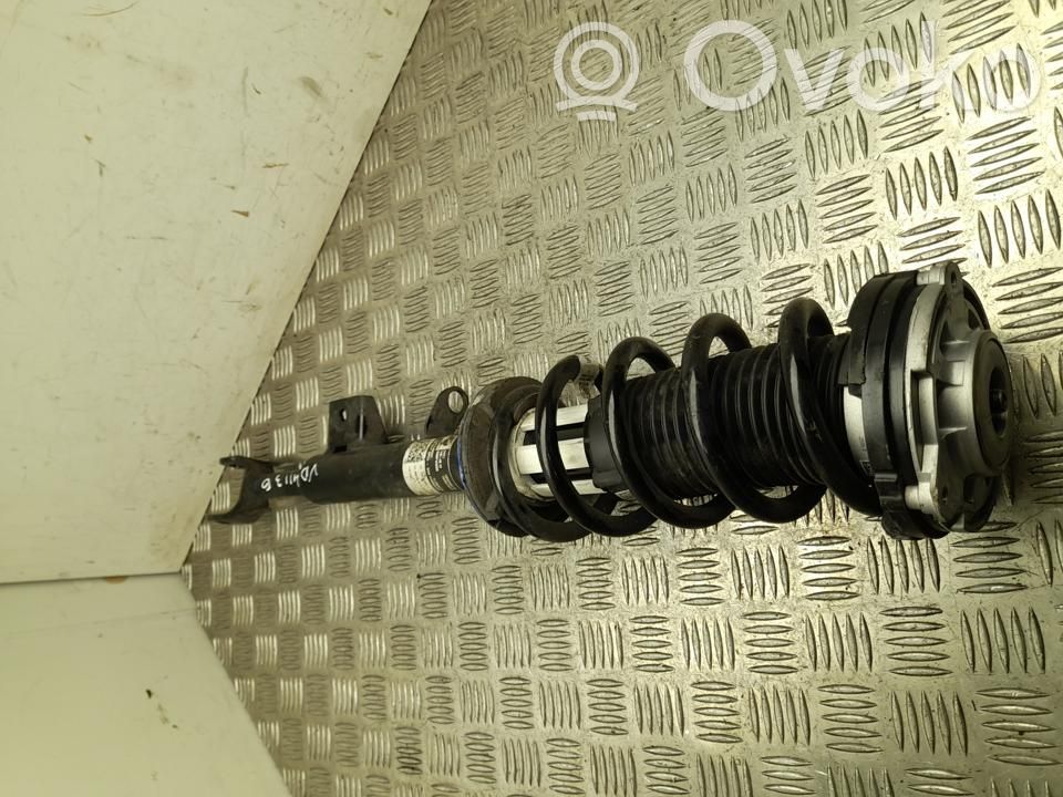 BMW 5 G60 G61 Ammortizzatore anteriore con molla elicoidale 