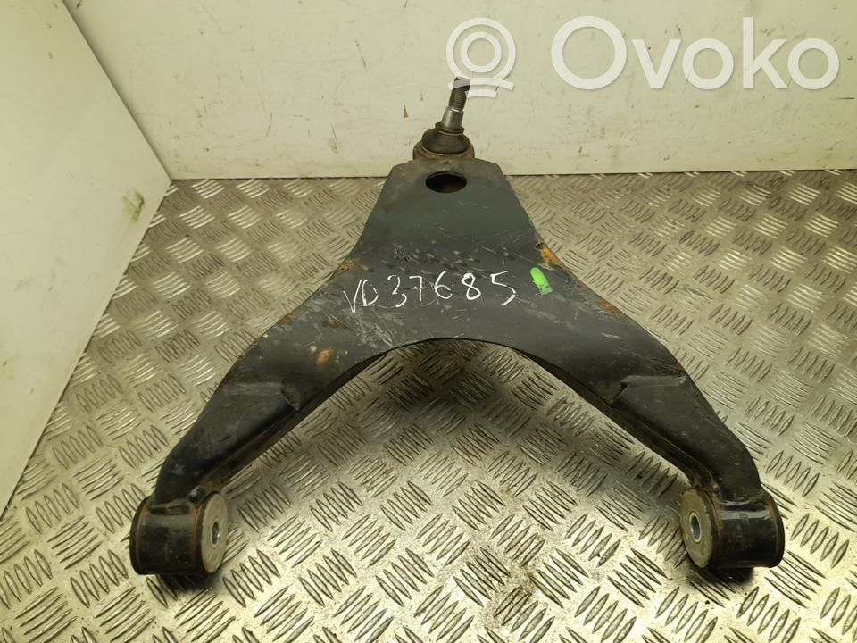 Iveco Daily 6th gen Front lower control arm/wishbone 