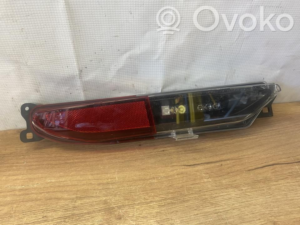 Renault Megane E-Tech Lámpara de niebla trasera 