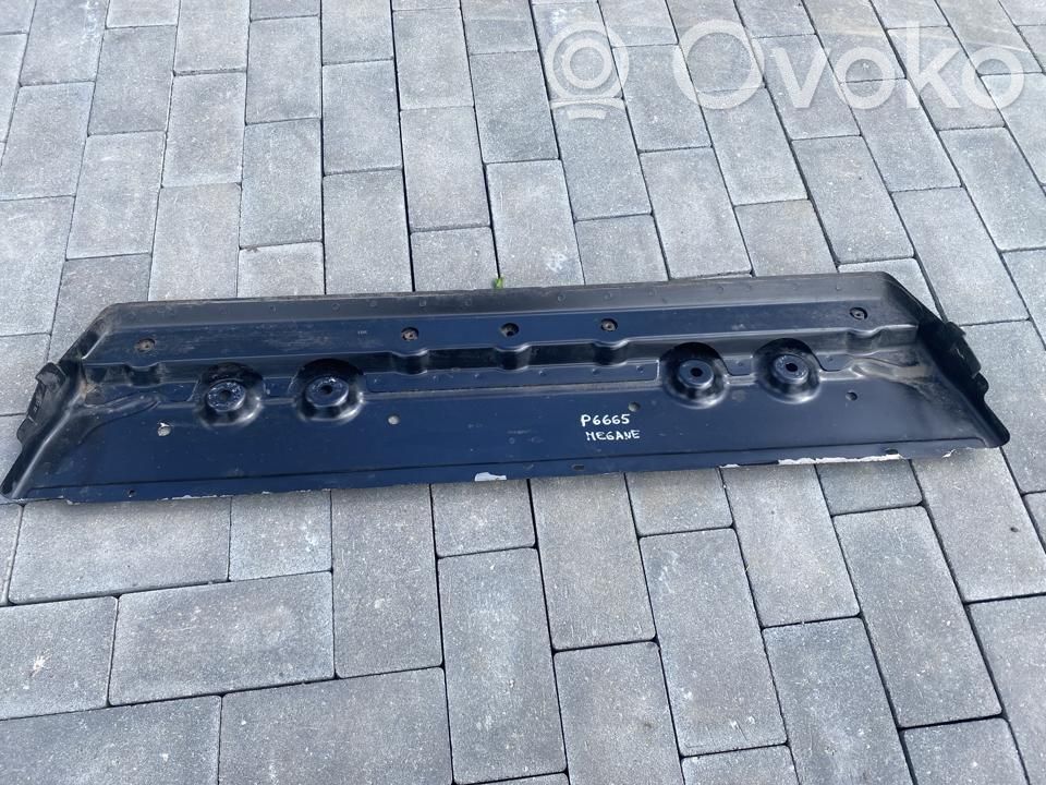 Renault Megane E-Tech Placa protectora/plataforma del parachoques delantero 
