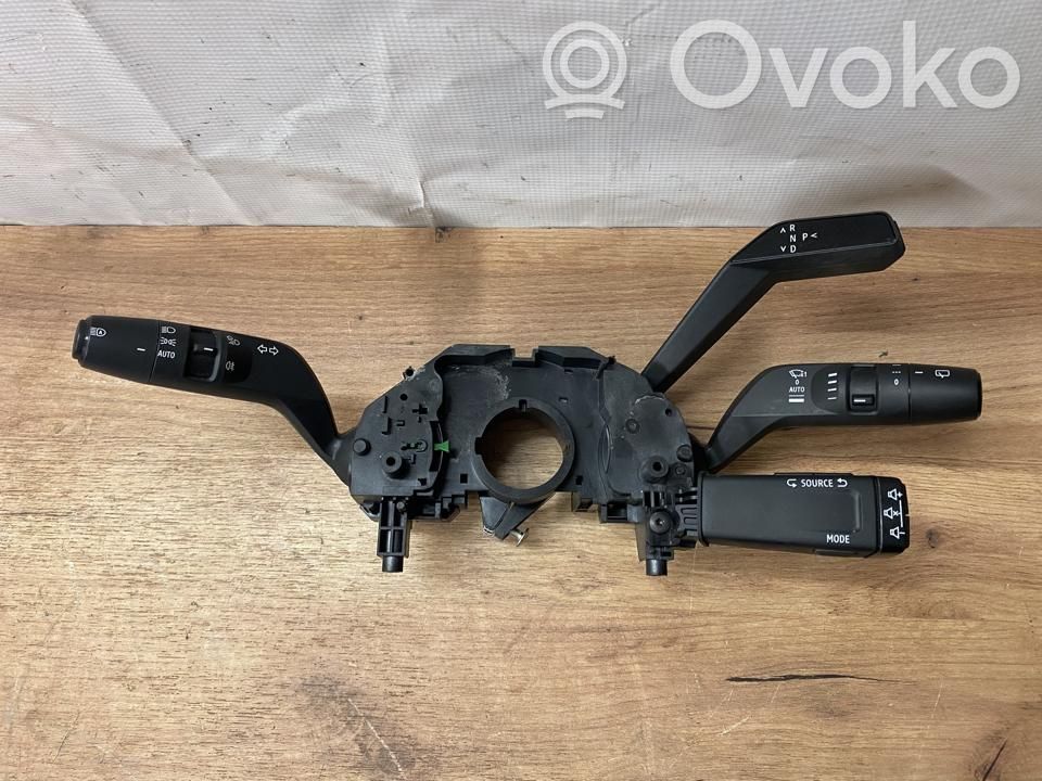 Renault Megane E-Tech Bloc semnalizator și ștergător parbriz 