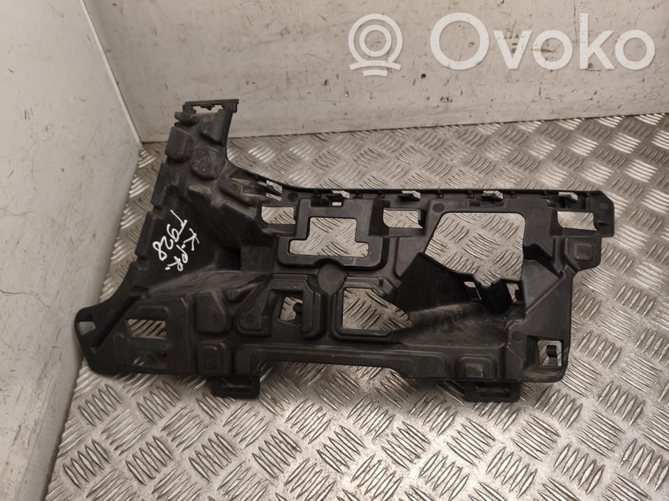 Volvo XC90 Front bumper mounting bracket 