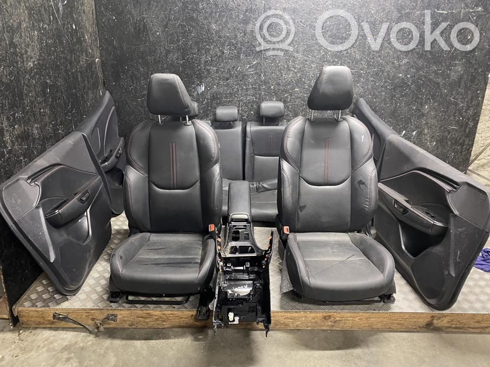 Lexus LBX Set scaune 