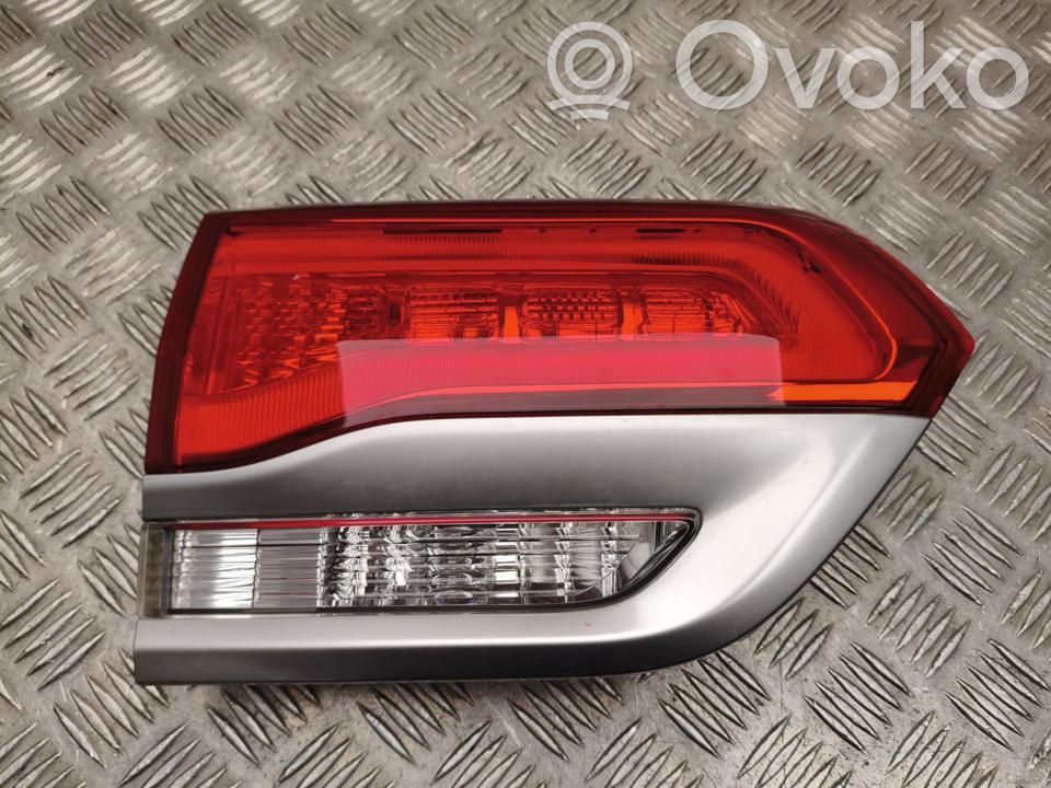 Jeep Grand Cherokee Lampă spate în caroserie 