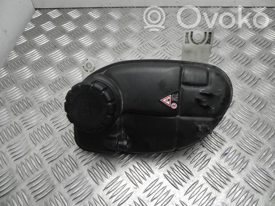Mercedes-Benz Vito Viano W447 Vase d'expansion / réservoir de liquide de refroidissement