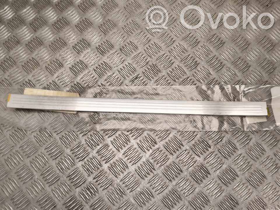 Mercedes-Benz S W221 Autres éléments de garniture marchepied