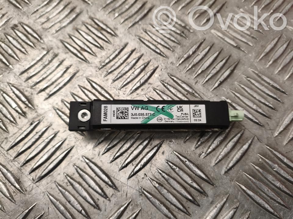 Volkswagen PASSAT B9 Amplificatore antenna
