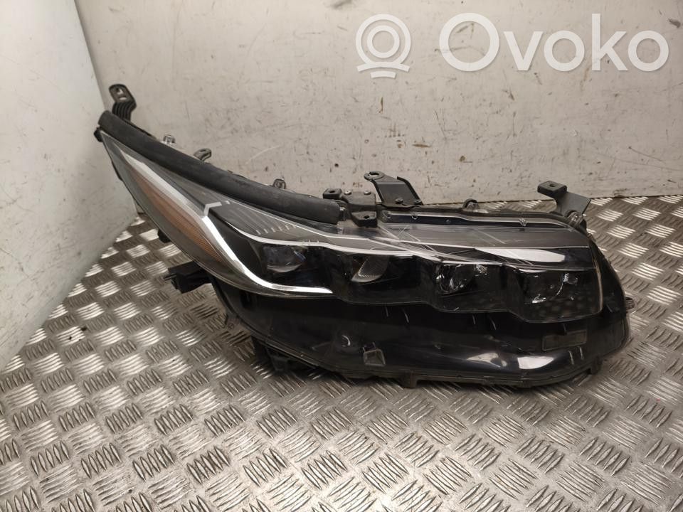 Toyota Prius (XW50) Faro delantero/faro principal 