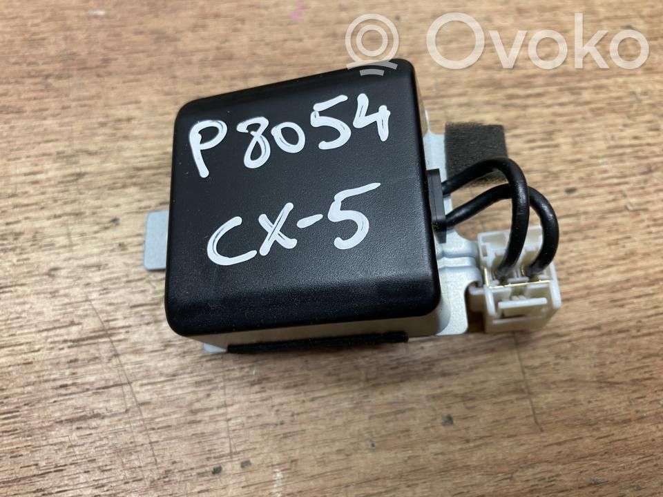 Mazda CX-5 Aerial antenna amplifier 