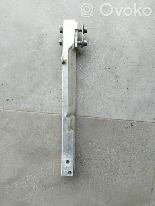 BMW 1 F70 Support de montage de pare-chocs avant 