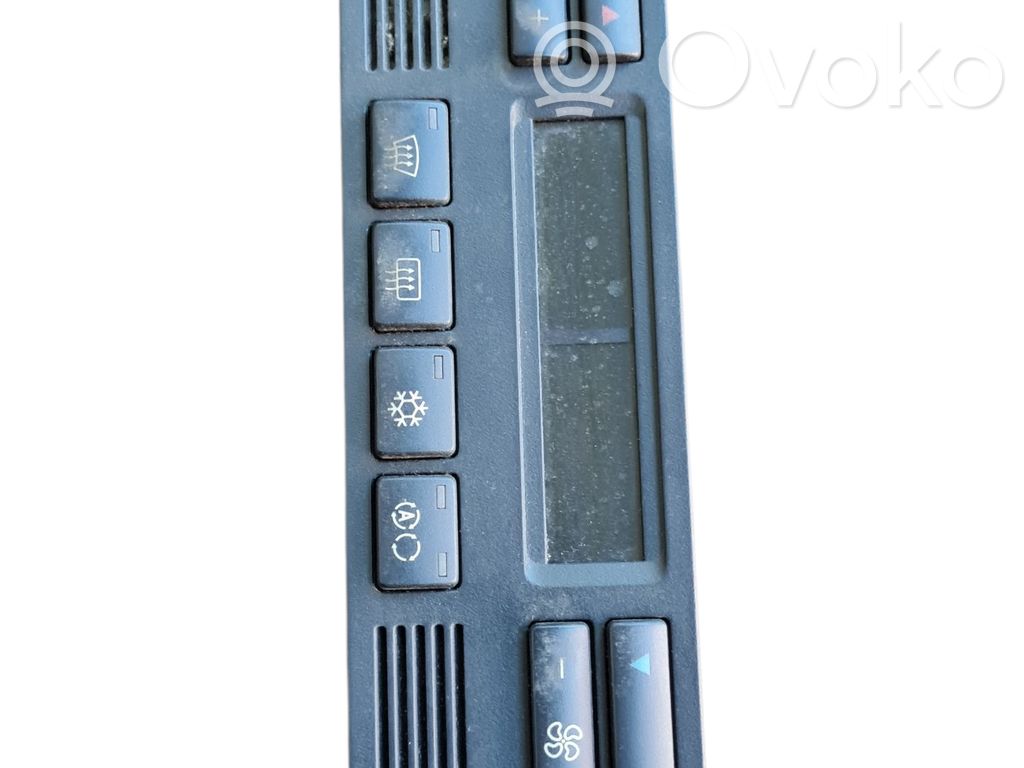 BMW 7 E38 Climate control unit 
