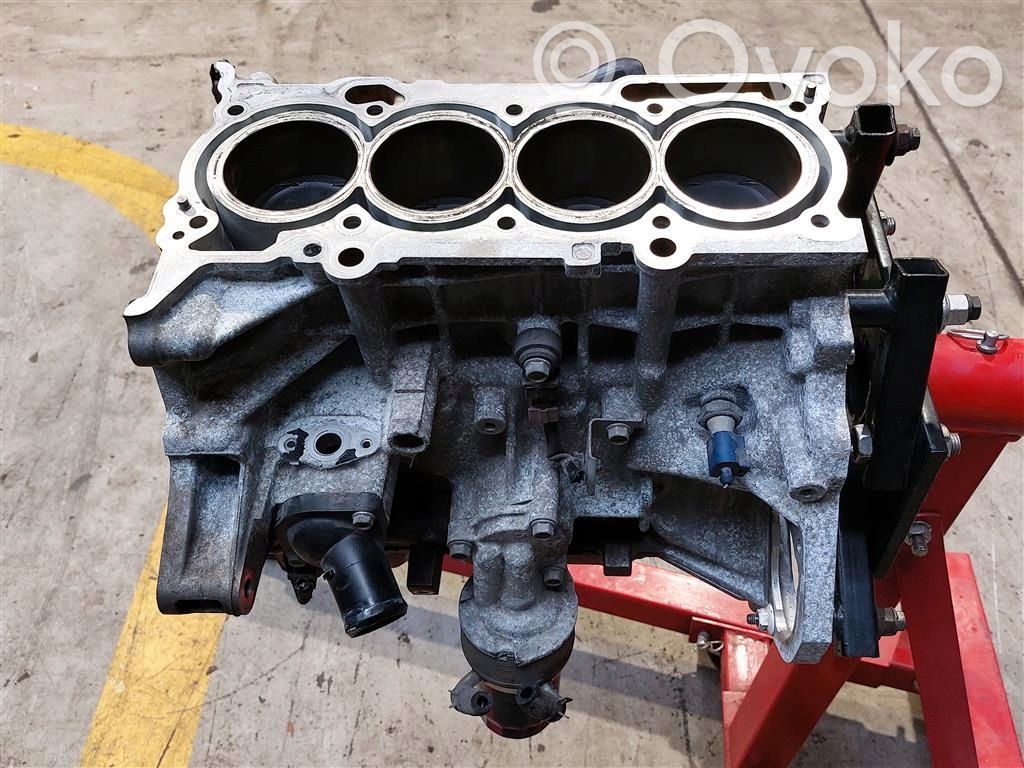 Engine block   99016216