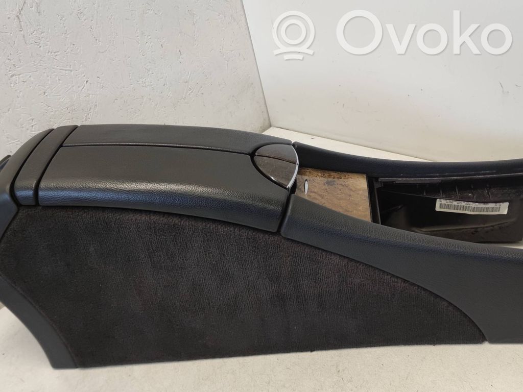 Mercedes-Benz E W211 Armrest 