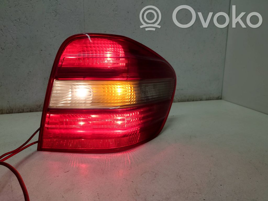 Mercedes-Benz ML W164 Lampa tylna 
