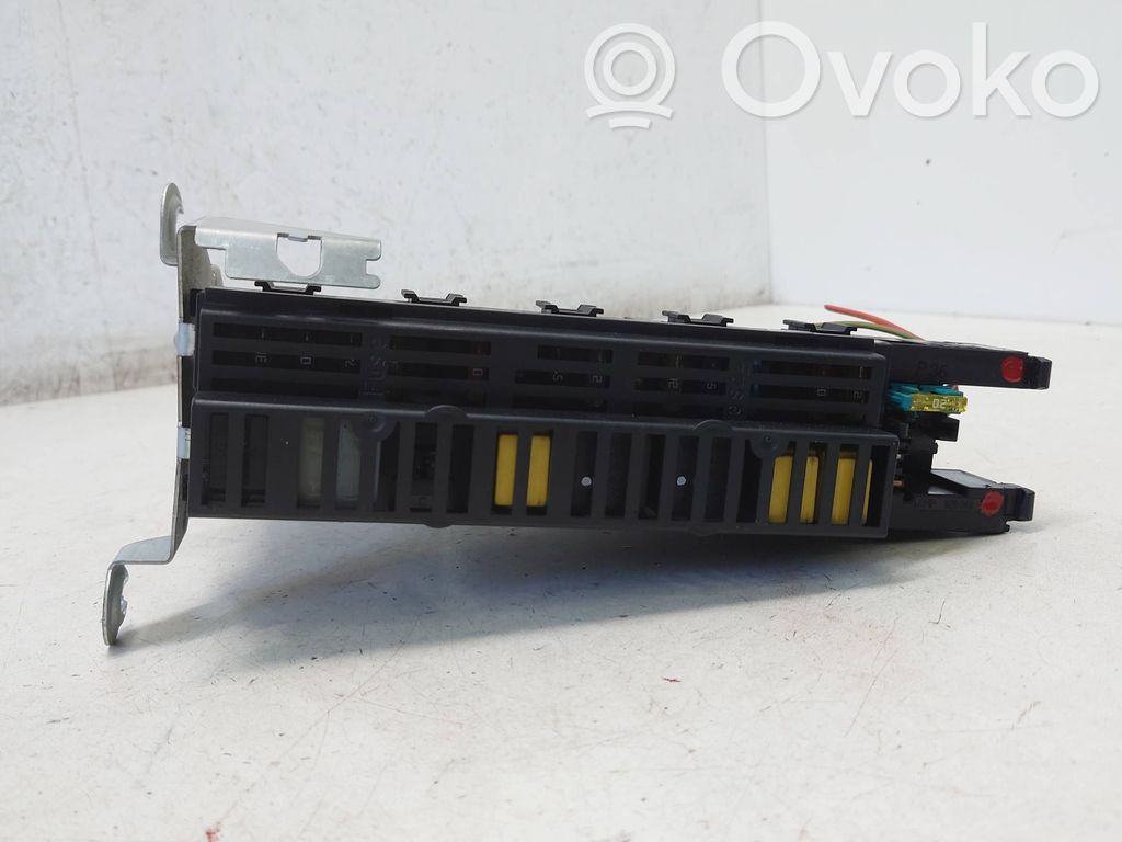 Mercedes-Benz E W211 SAM control unit 