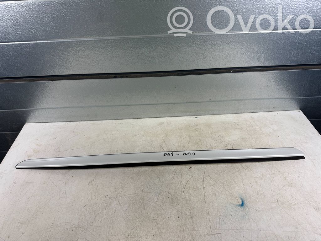 Windshield trim   9687248080