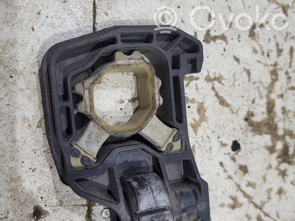 BMW 4 F32 F33 Staffa di montaggio del radiatore 
