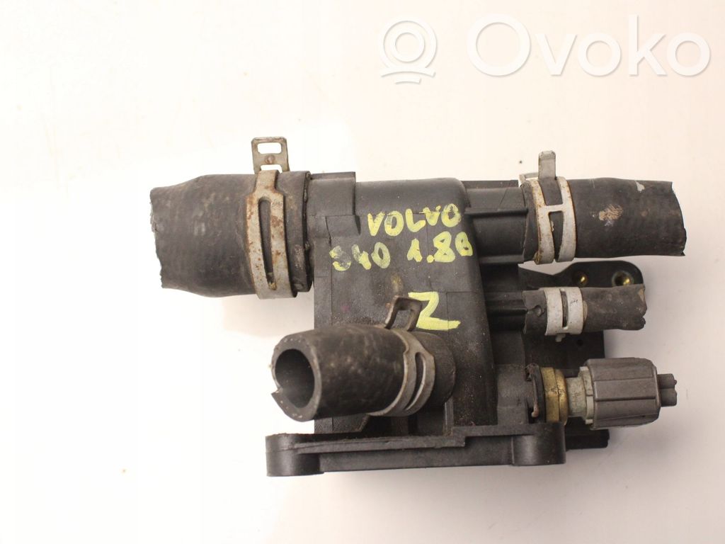 Volvo V70 Termostaatin kotelo 