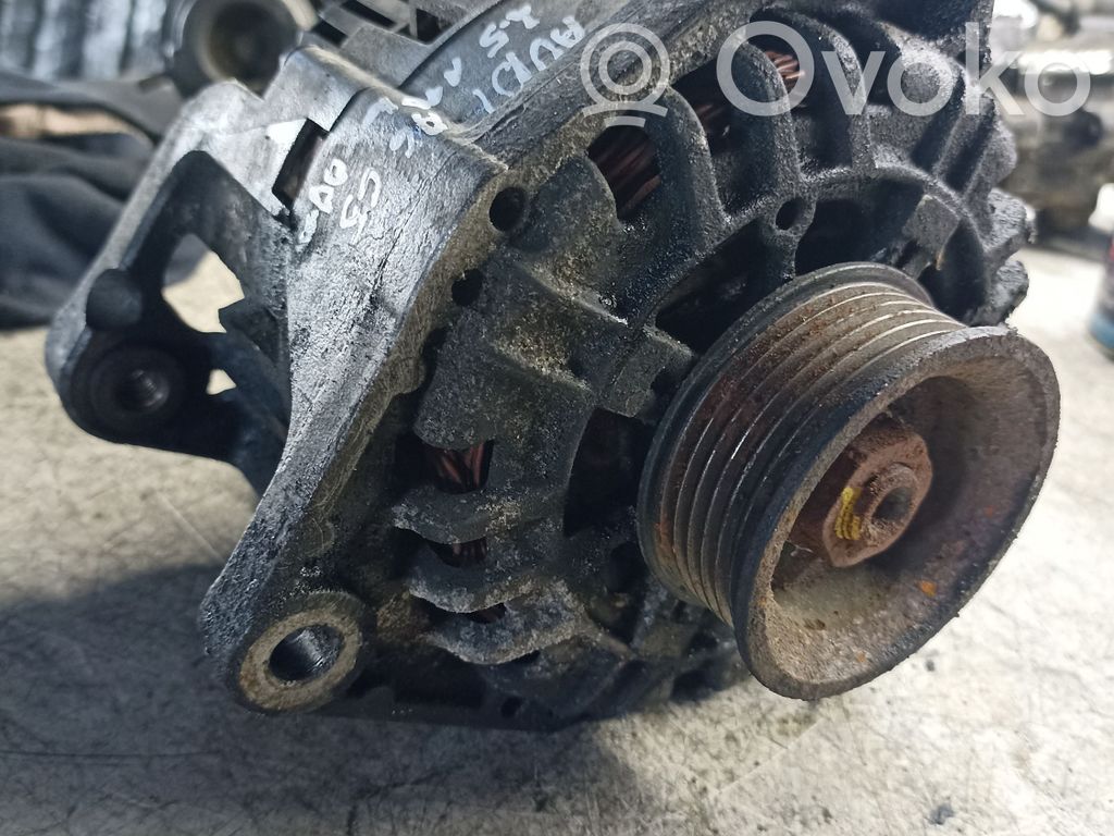 Audi A6 S6 C5 4B Ģenerators 