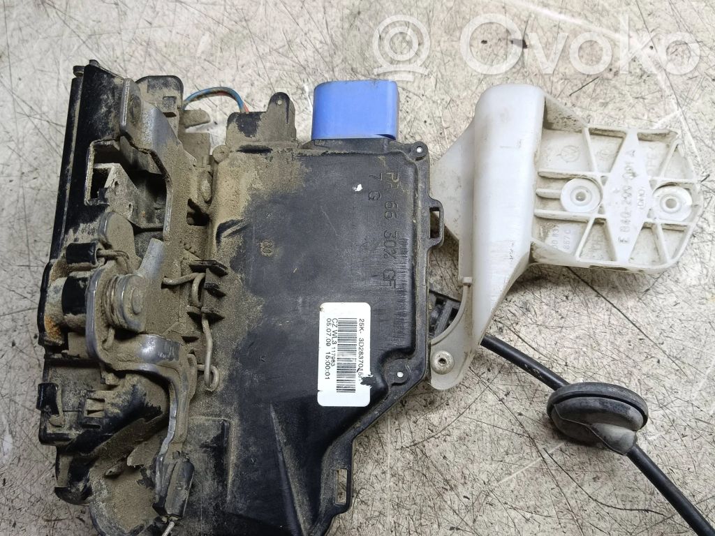 Volkswagen Caddy Zamek drzwi przednich 