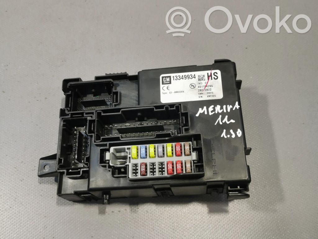 Opel Meriva B Módulo de fusible 