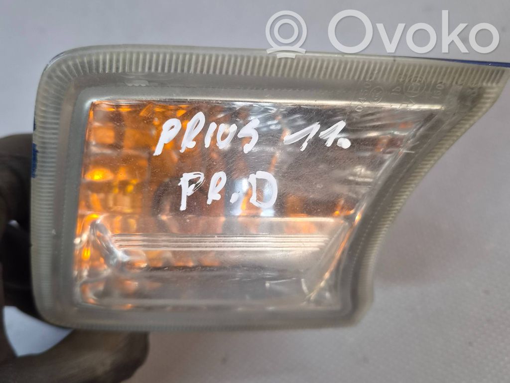 Toyota Prius (XW30) Kierunkowskaz przedni 