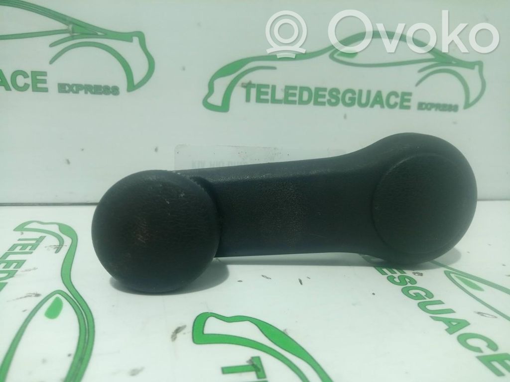 Manecilla interna puerta trasera