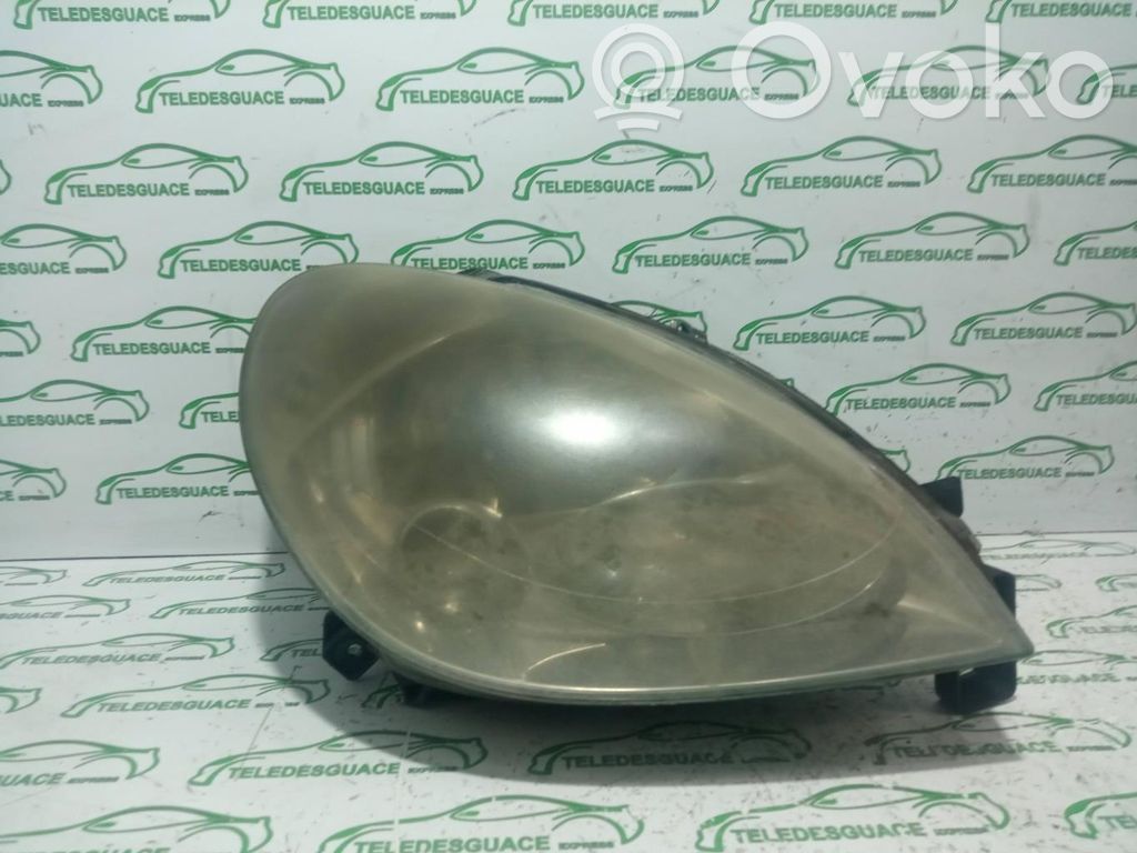 Citroen C4 I Picasso Phare frontale 