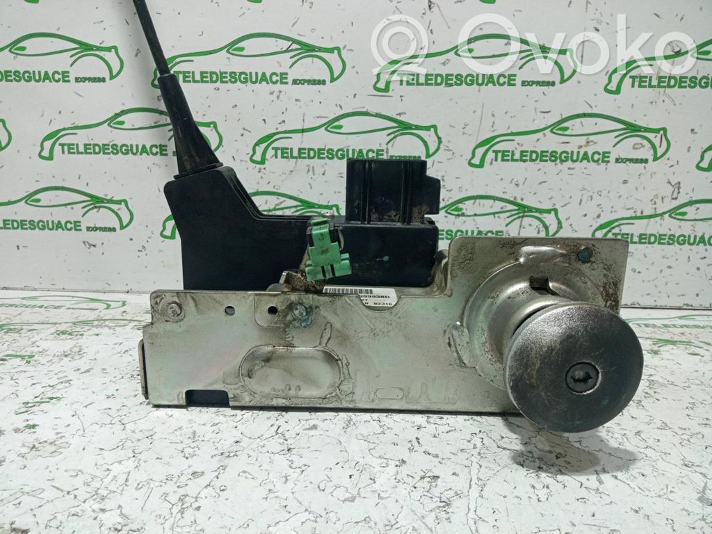 Ford Transit -  Tourneo Connect Front door lock 