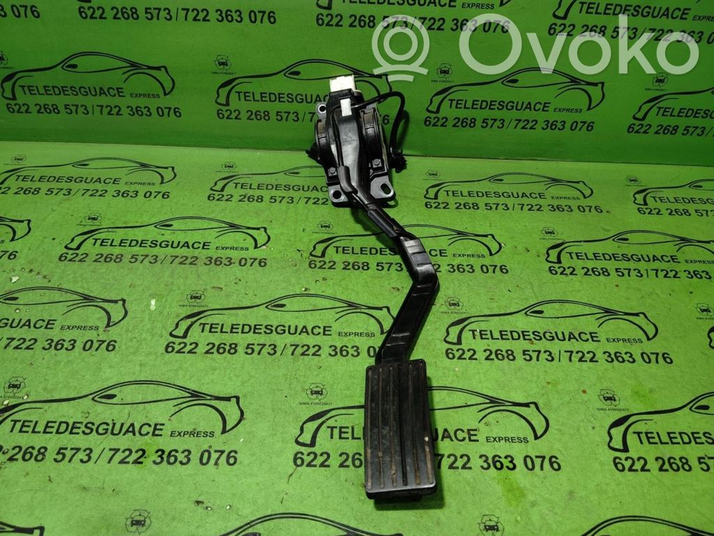 Peugeot 207 CC Akceleratoriaus pedalas 