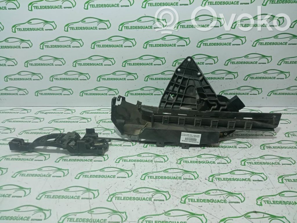 Ford Focus C-MAX Front door lock 
