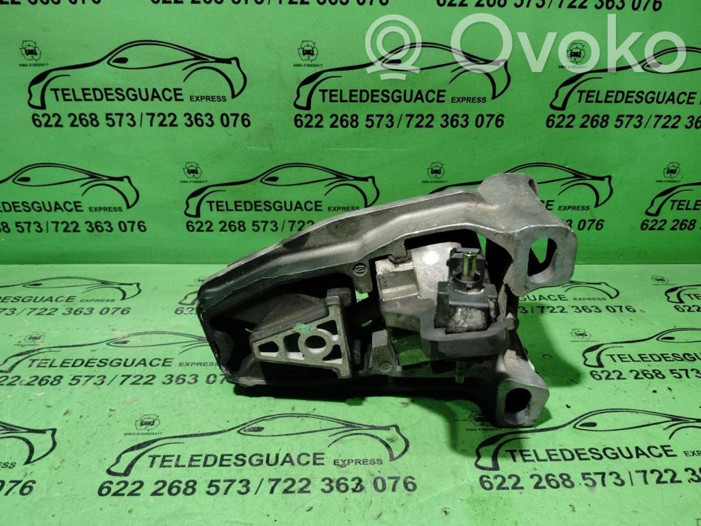 Citroen C5 Engine mount bracket 