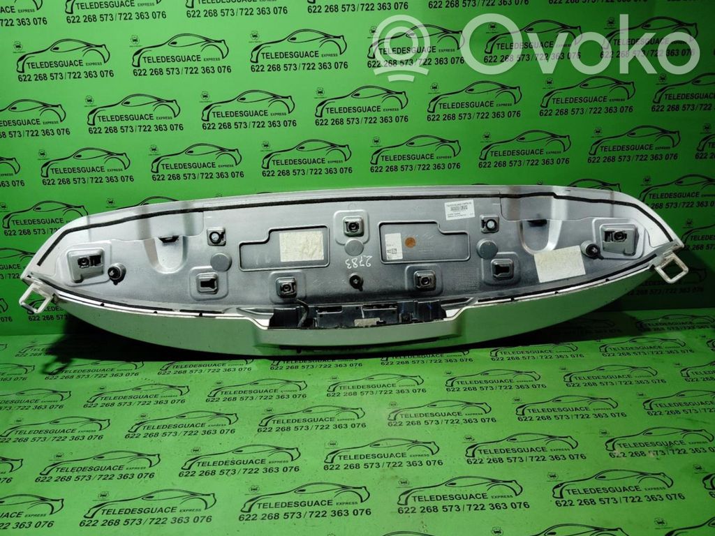 Renault Clio III Tailgate/trunk spoiler 