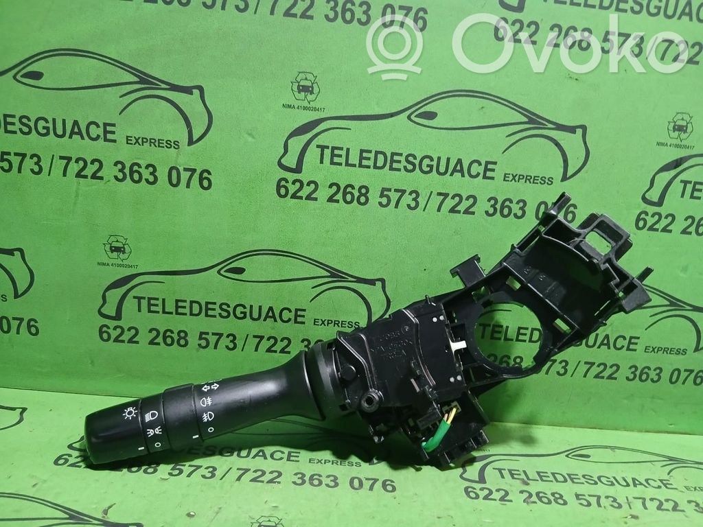 Toyota Aygo AB10 Przełącznik świateł 