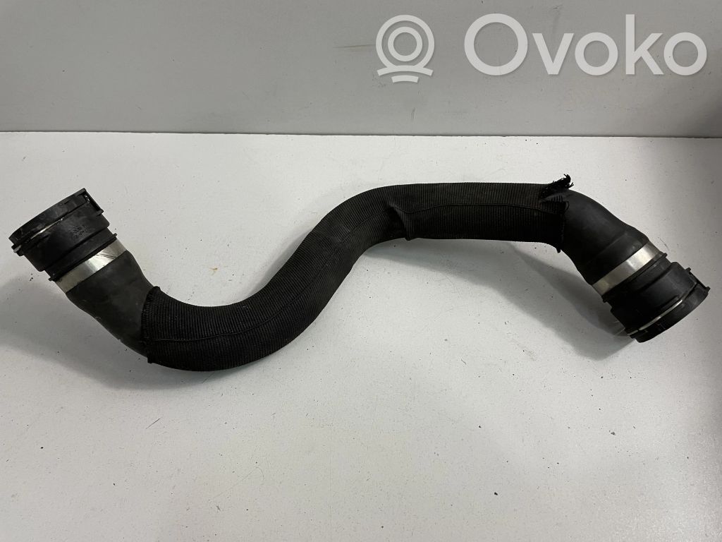 BMW M3 e92 Engine coolant pipe/hose 