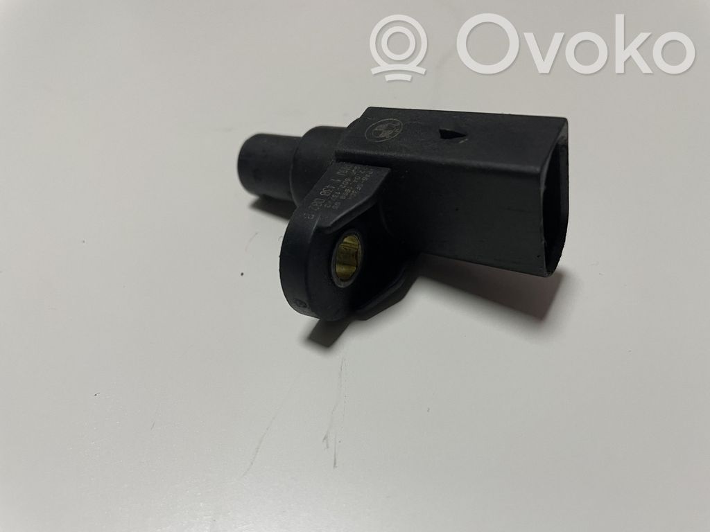BMW 1 E81 E87 Camshaft vanos timing valve 