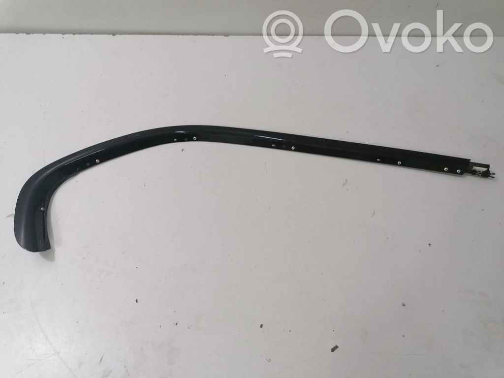 BMW 3 E90 E91 Takaoven lasin muotolista 