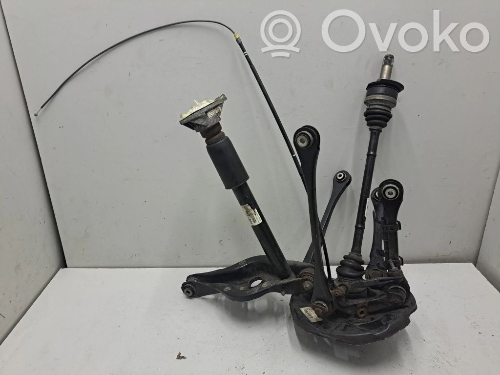 BMW 4 F32 F33 Set del kit di montaggio della sospensione posteriore 
