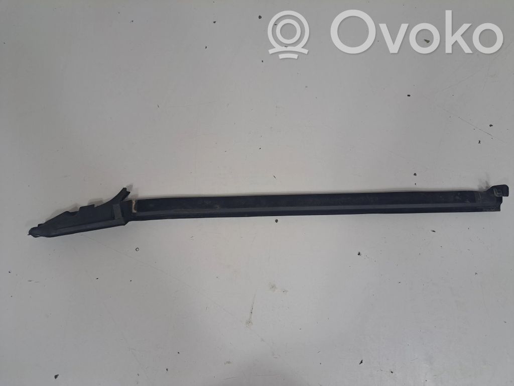 BMW M3 e92 Takaoven lasin muotolista 