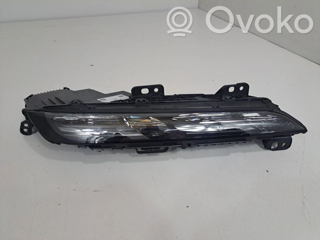 BMW 7 G70 Phare frontale 