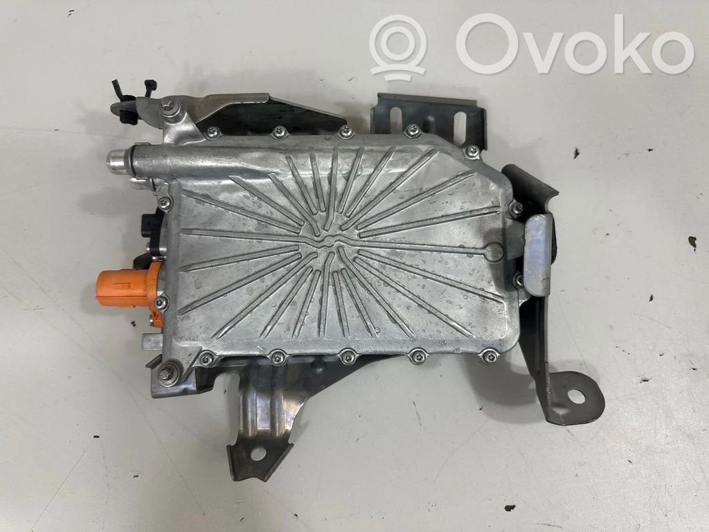 BMW i4 Hybrid/electric vehicle battery fan 