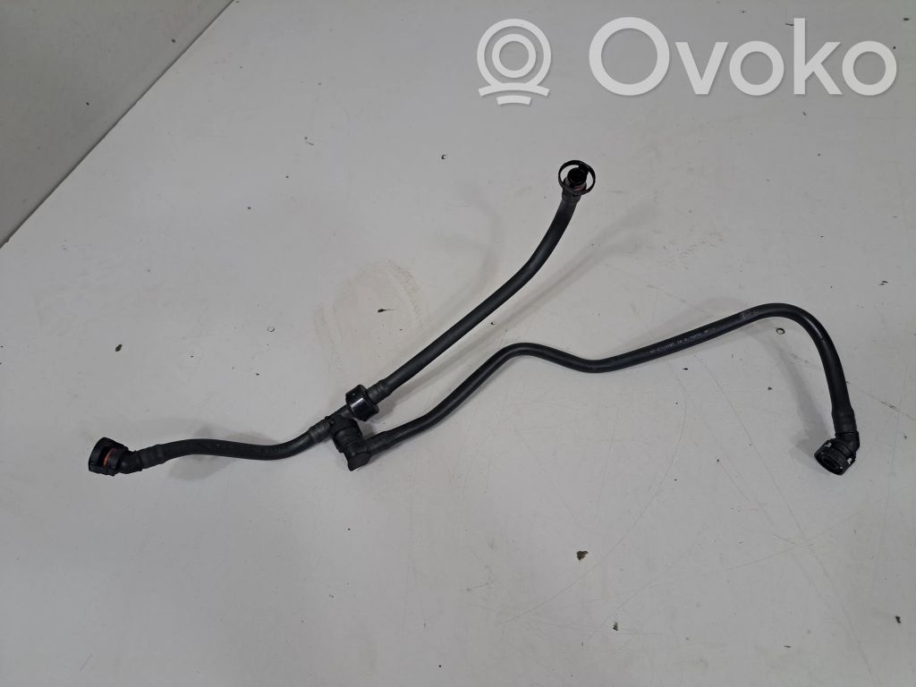 BMW 2 F22 F23 Przewód / Odma odpowietrzenia 