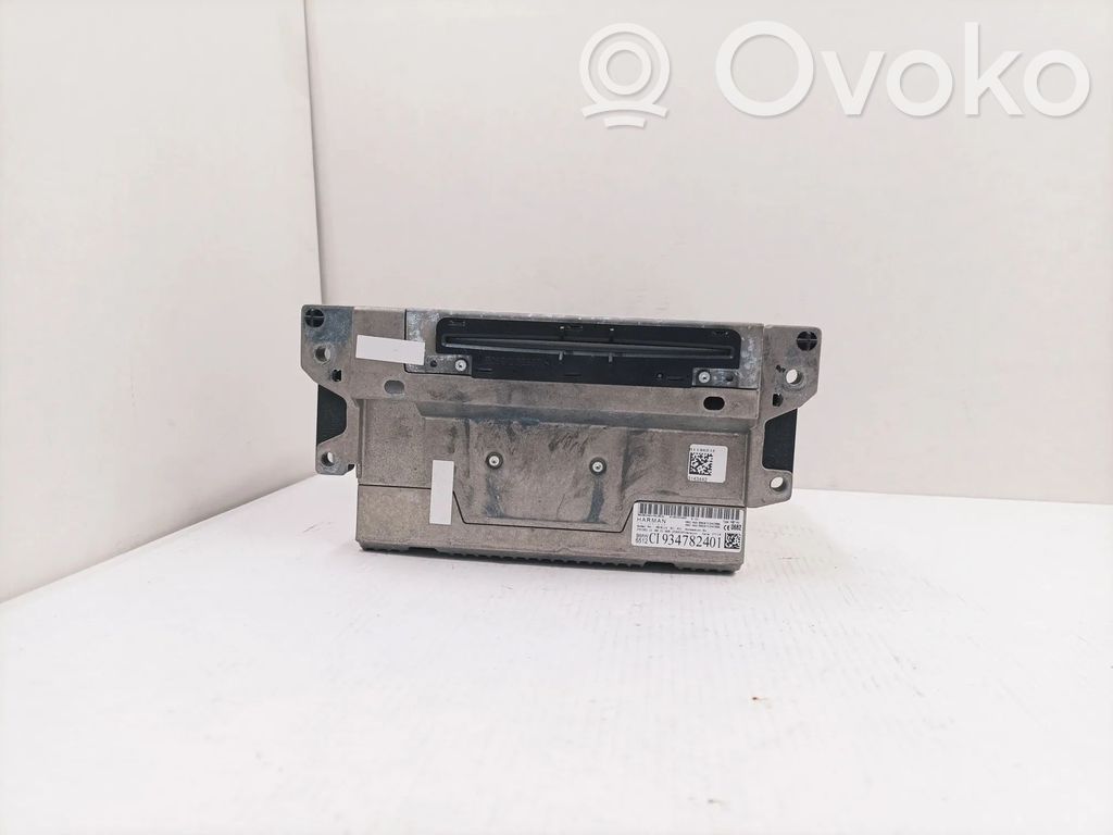 Unité / module navigation GPS   6826793,6826775,6819953,6832273,9318752,9327320,9347824,9351682,9365767,9383072,9387568,9389859