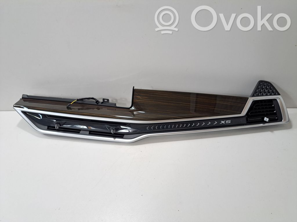 BMW X5 G05 Dashboard glove box trim 