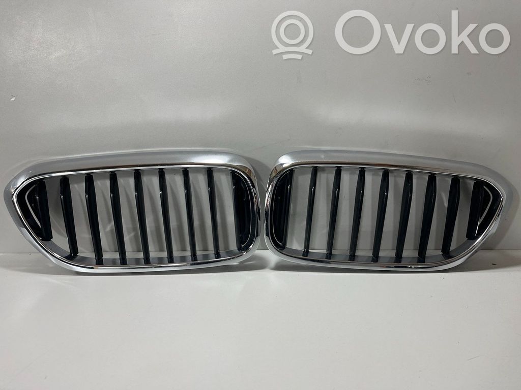 BMW 5 G30 G31 G38 Grilă ventilație laterală 